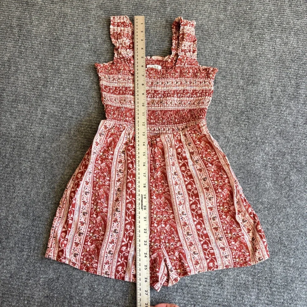 American Eagle Women XS Red Floral Smocked Boho Romper Ruffle Straps Sleeveless - Picture 4 of 6